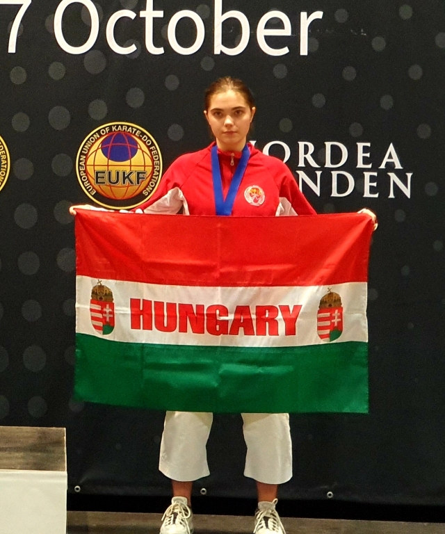 Szántai Luca - kata Európa-bajnoki bronzérmes és kumite -55 kg Európa-bajnoki 5. helyezett